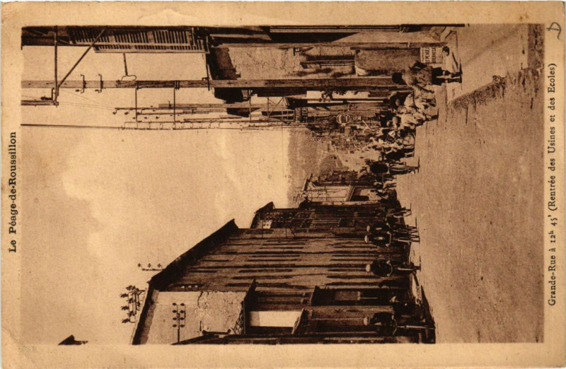 Carte postale ancienne Le Peage-de-Roussillon Grande-Rue a 12h 45' à Roussillon