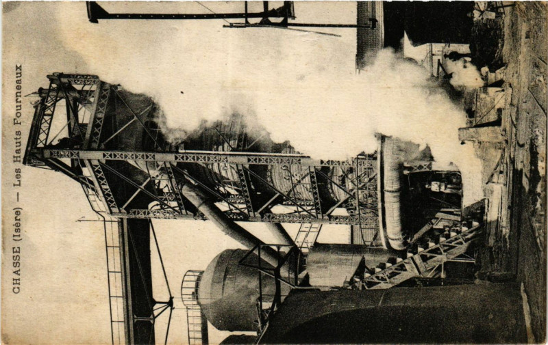 Carte postale ancienne Chasse - Les Hauts Fourneaux à Four