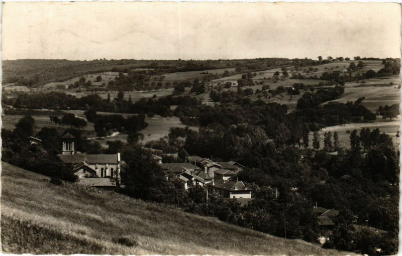 Carte postale ancienne Saint-Clair-sur-Galaure - Le Vallée de la Galaure à Saint-Clair-sur-Galaure