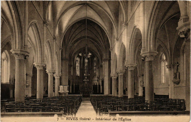 Carte postale ancienne Rives - Intérieur de l''Eglise à Rives