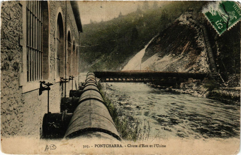 Carte postale ancienne Pontcharra - Chute d'Eau et l'Usine à Pontcharra