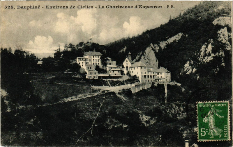 Carte postale ancienne Dauphiné - Env. de Clelles - La Chartreuse d'Esparron à Clelles
