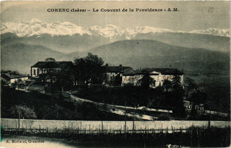 Carte postale ancienne Corenc (Isée) - Le Couvent de la Providence à Corenc