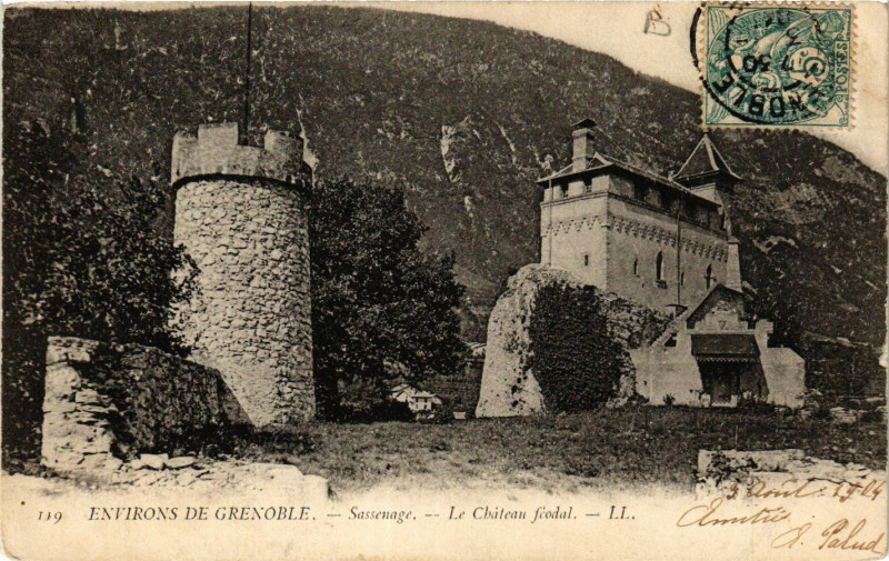 Carte postale ancienne Env. de Grenoble - Sassenage - Le Chateau feodal à Grenoble