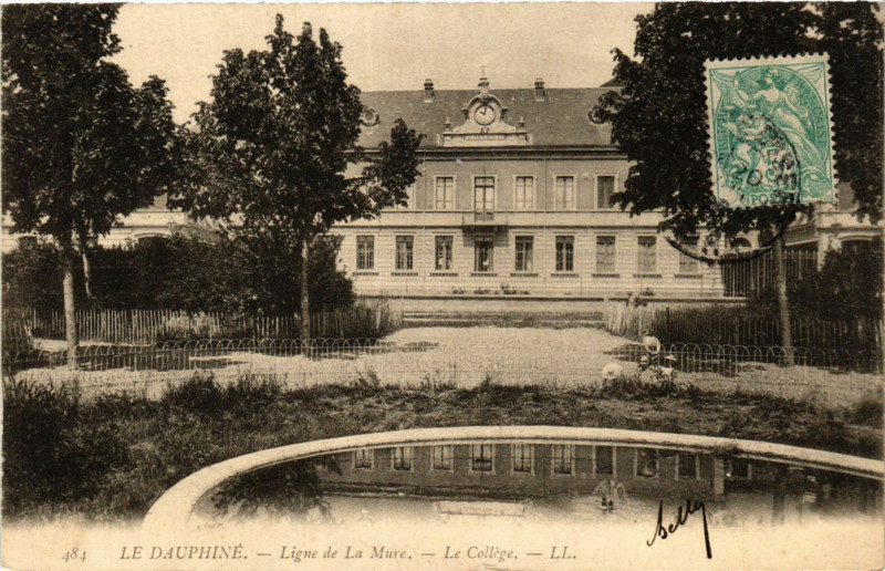 Carte postale ancienne Le Dauphiné - Ligne de La Mure - Le College à La Mure