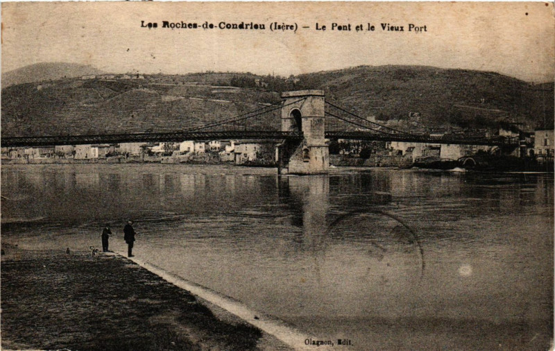 Carte postale ancienne Les Roches-de-Condrieu - Le Pont et le Vieux Port aux Roches-de-Condrieu