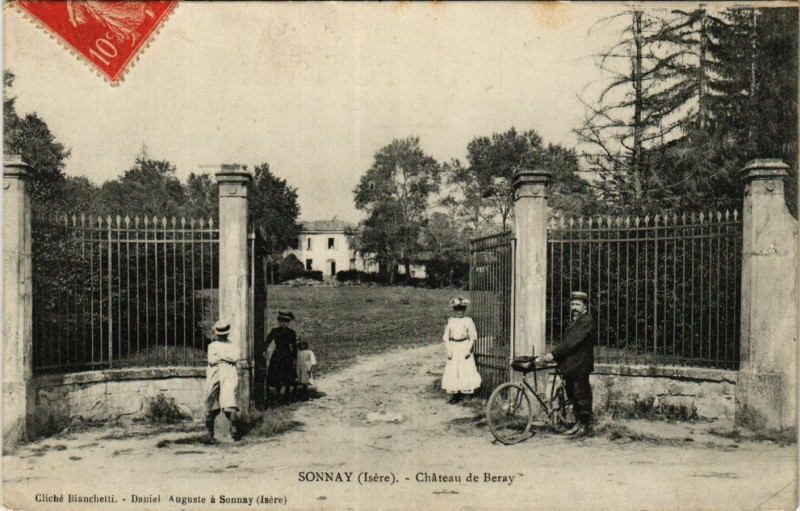 Carte postale ancienne Sonnay - Chateau de Beray à Sonnay