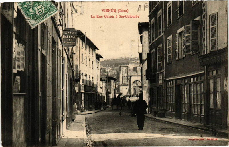 Carte postale ancienne Vienne - La Rue Garon a Ste-Colombe à Vienne