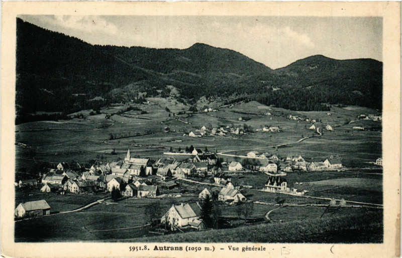 Carte postale ancienne Autrans (1050 m) - Vue générale