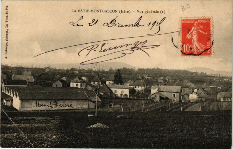 Carte postale ancienne La Batie-Montgascon - Vue générale à La Bâtie-Montgascon