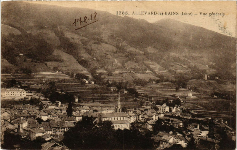 Carte postale ancienne Allevard-les-Bains - Vue générale à Allevard