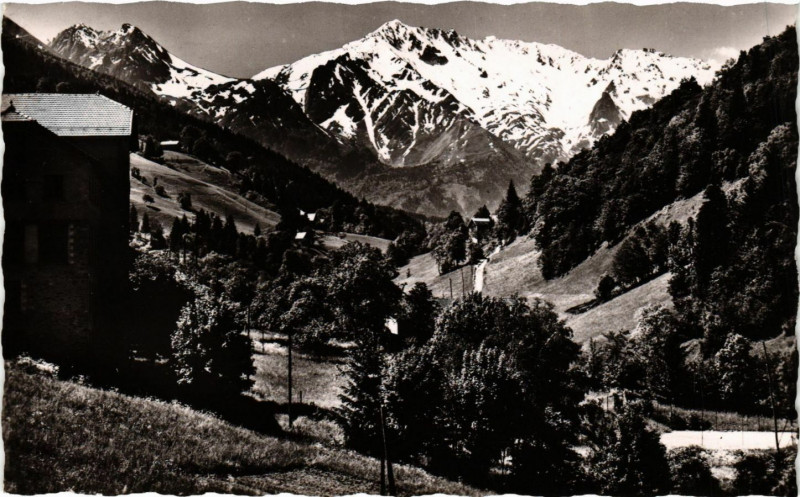 Carte postale ancienne Allevard-les-Bains - Le Pic de Belle Etoile à Allevard