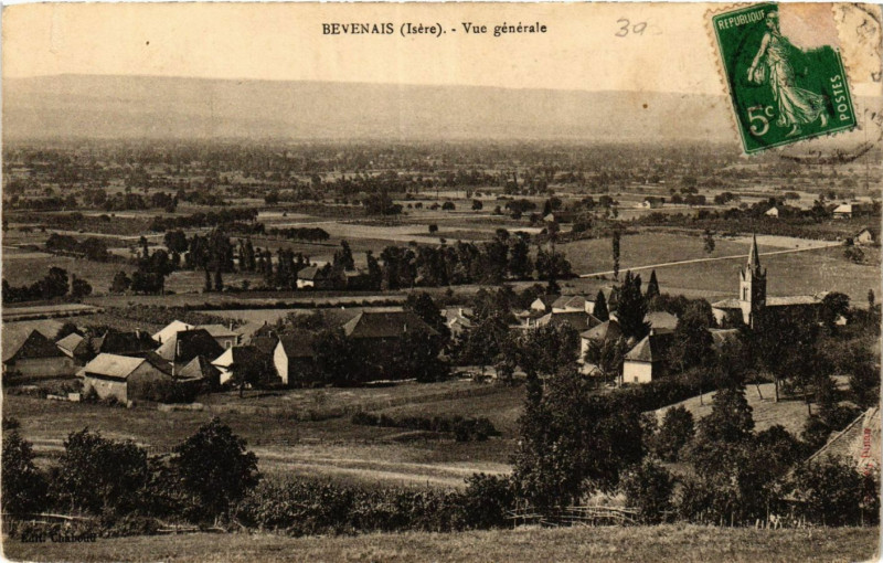 Carte postale ancienne Bevenais - Vue générale à Bévenais