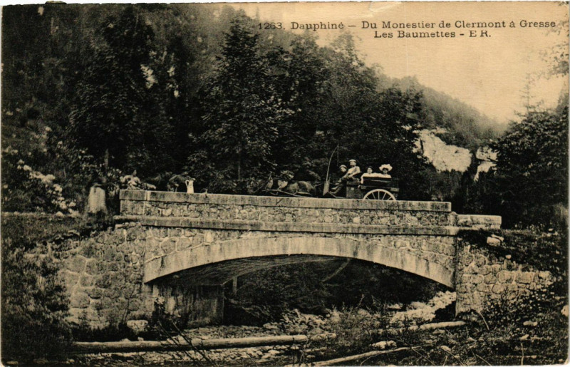 Carte postale ancienne Dauphiné - Du Monestier de Clermont a Gresse - Les Baumettes à Monestier-de-Clermont