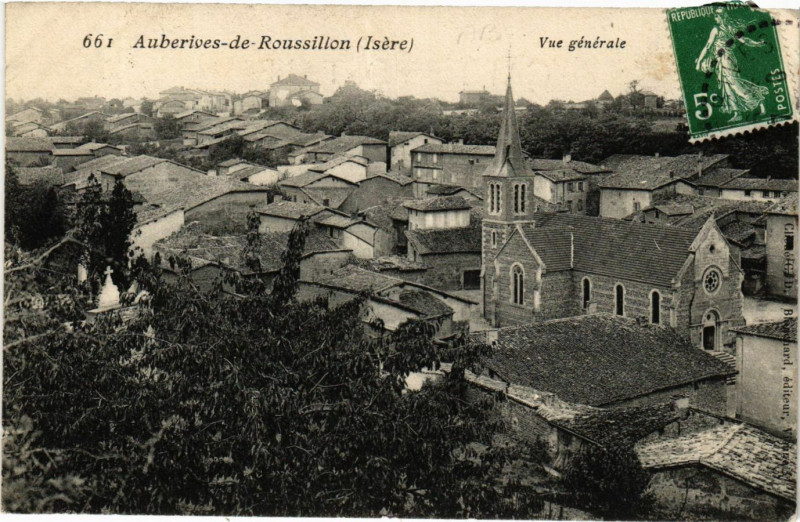 Carte postale ancienne Auberives - de Roussillon - Vue générale à Roussillon