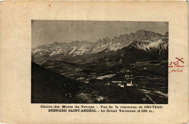 Carte postale ancienne Chaine des Monts du Vercors - Vue de la commune de Chateau-Bernard à Château-Bernard