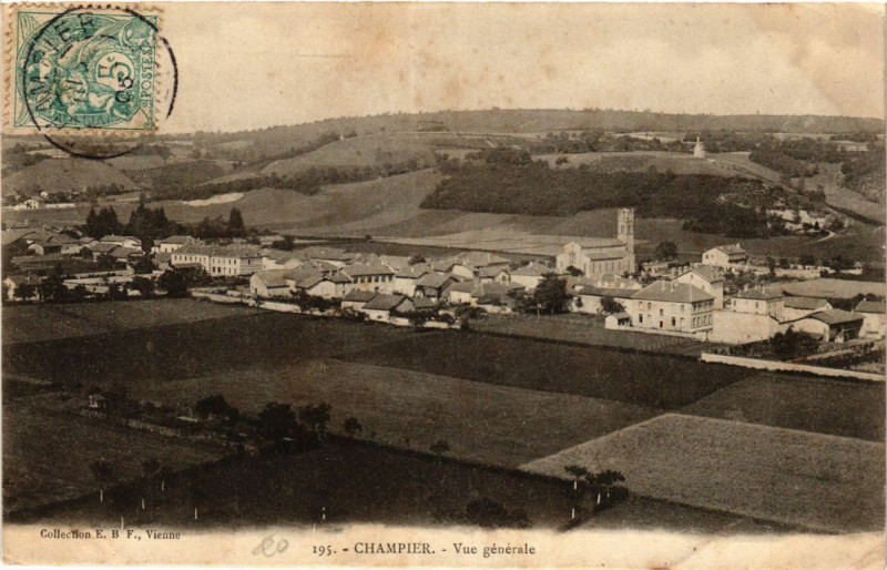Carte postale ancienne Champier - Vue générale à Champier