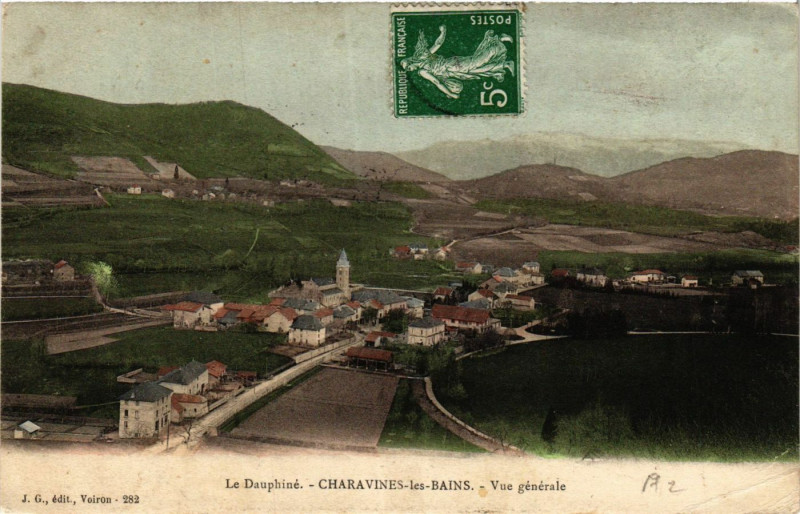 Carte postale ancienne Le Dauphiné - Charavines-les-Bains - Vue générale à Charavines