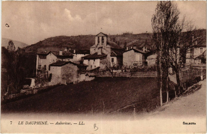 Carte postale ancienne Le Dauphiné - Auberives à Rives