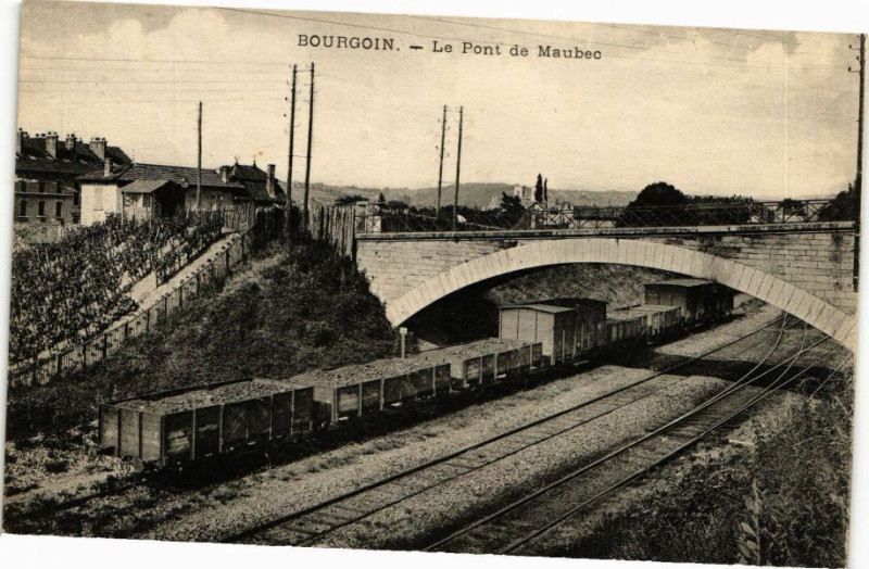 Carte postale ancienne Bourgoin - Le Pont-de-Maubec à Maubec