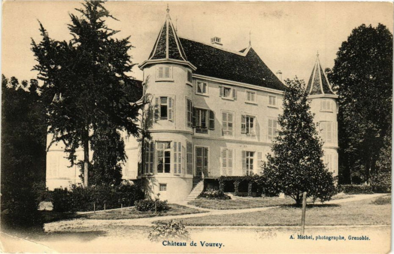 Carte postale ancienne Chateau de Vourey à Vourey