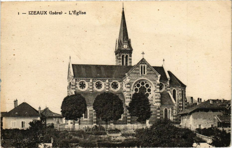 Carte postale ancienne Izeaux (Iséere) - L'Eglise à Izeaux