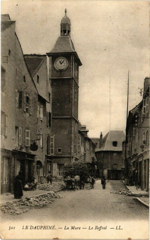 Carte postale ancienne Le Dauphiné - La Mure - Le Beffroi à La Mure