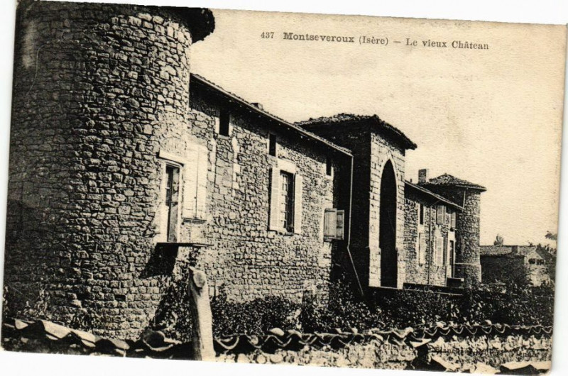 Carte postale ancienne Montseveroux - Le vieux Chateau à Montseveroux
