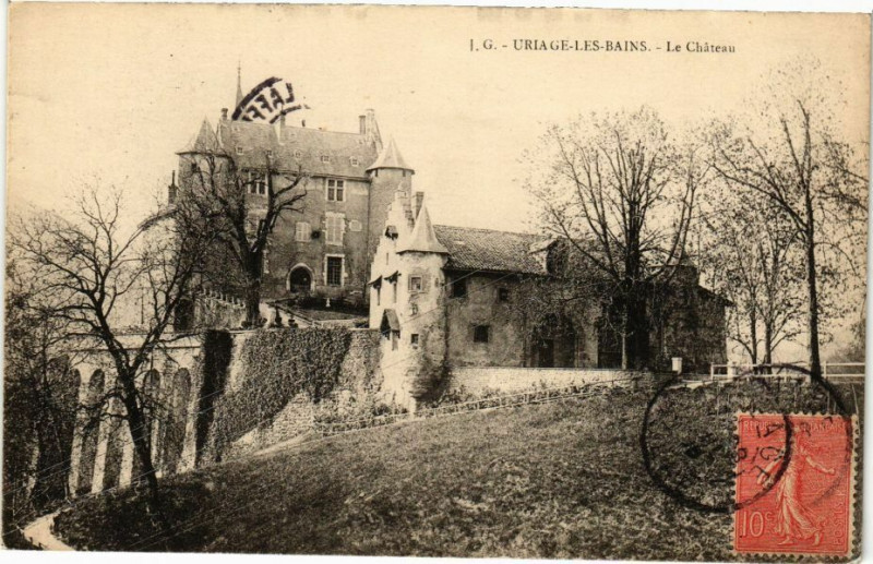 Carte postale ancienne Uriage-les-Bains - Le Chateau
