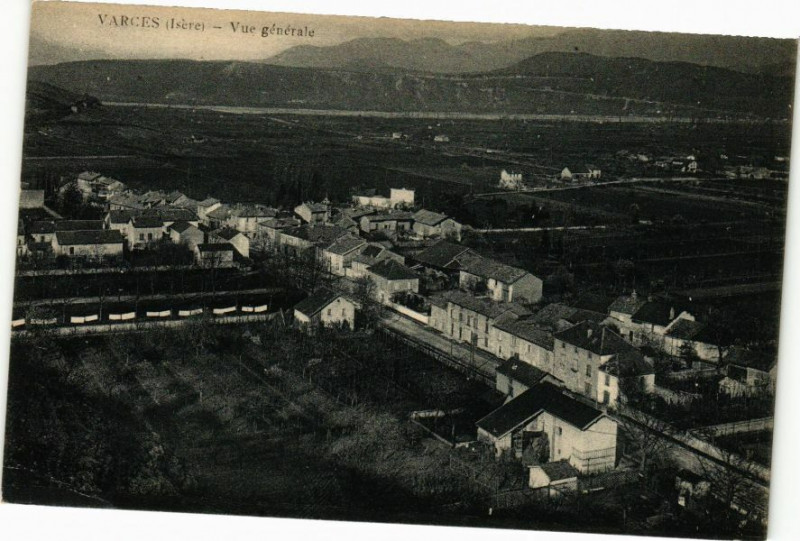 Carte postale ancienne Varces - Vue générale
