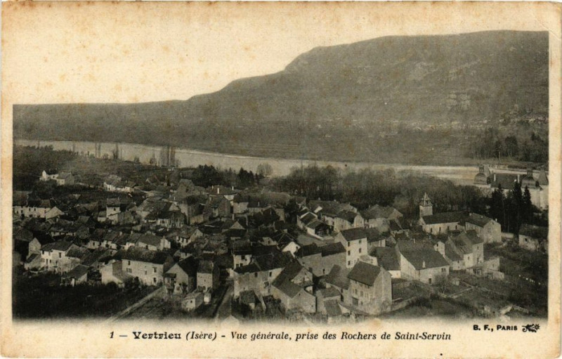 Carte postale ancienne Vertrieu - Vue générale prise des Rochers de St-Servin à Vertrieu