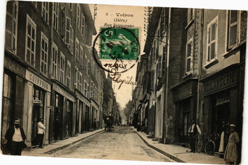 Carte postale ancienne Voiron - Rue Sermorens à Voiron