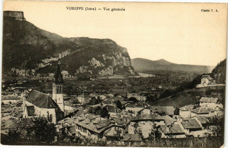 Carte postale ancienne Voreppe - Vue générale à Voreppe