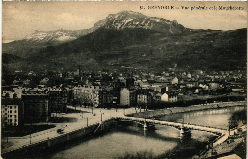Carte postale ancienne Grenoble - Vue générale et le Moucherotte à Grenoble