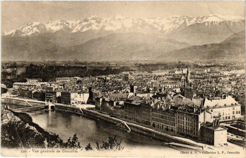 Carte postale ancienne Grenoble - Vue générale à Grenoble