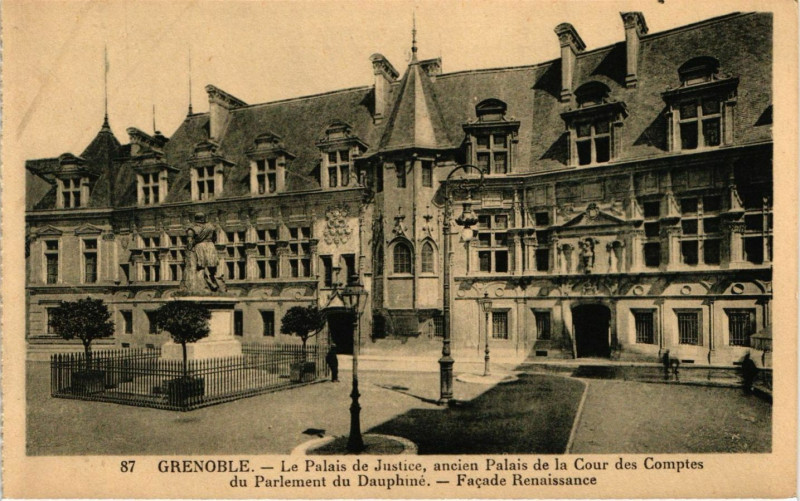 Carte postale ancienne Grenoble - Le Palais de Justice à Grenoble