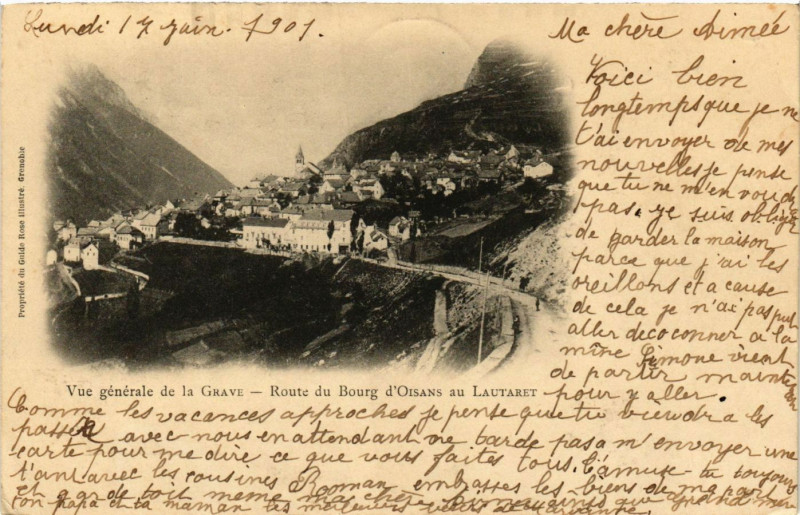 Carte postale ancienne Vue générale de La Grave - Route du Bourg