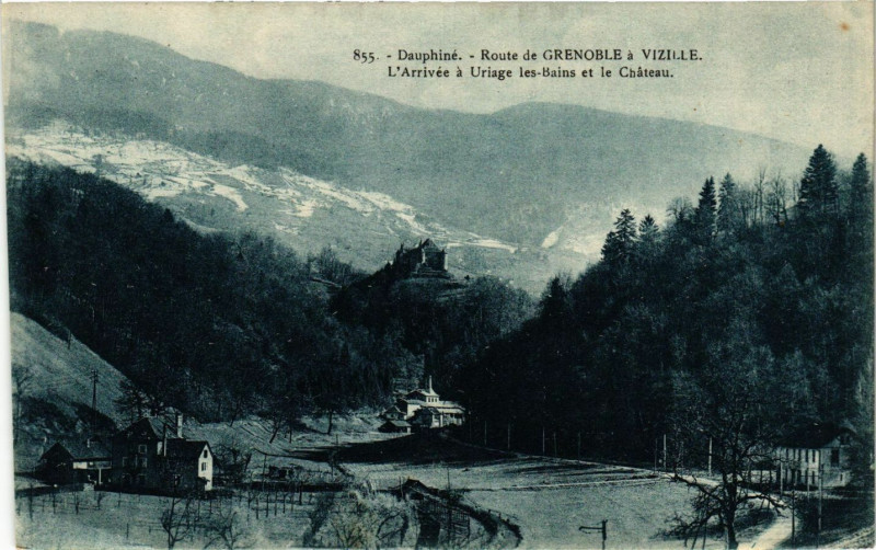Carte postale ancienne Dauphiné - Route de Grenoble à Grenoble