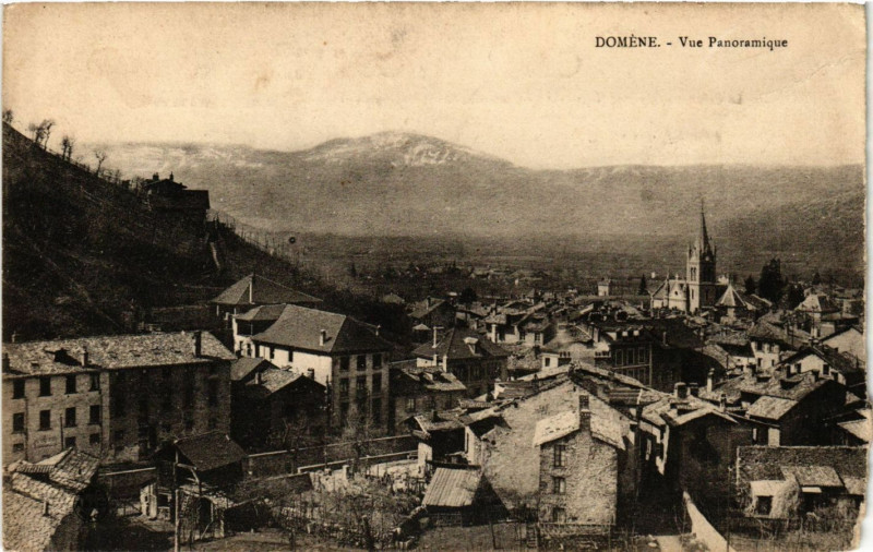 Carte postale ancienne Domene - Vue panoramique à Domène