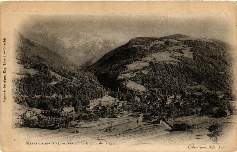 Carte postale ancienne Allevard-les-Bains - Vue sur le Glacier à Allevard