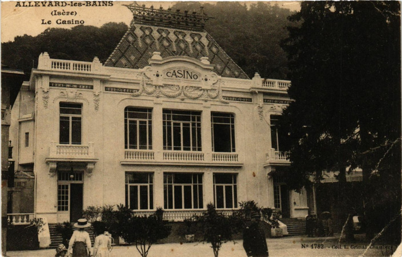 Carte postale ancienne Allevard-les-Bains - Le Casino à Allevard