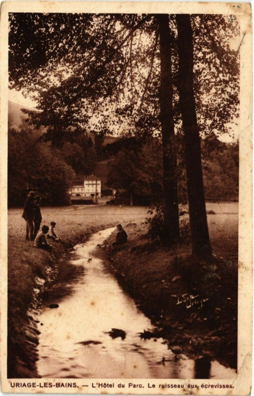 Carte postale ancienne Uriage-les-Bains - L'Hotel du Parc