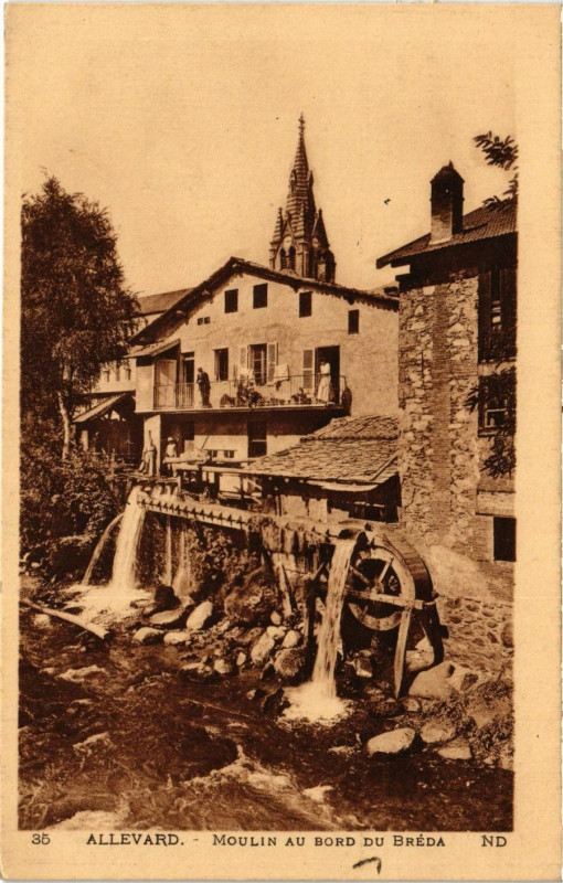 Carte postale ancienne Allevard - Moulin au Bord du Breda à Allevard