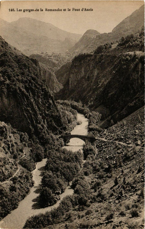 Carte postale ancienne Les Gorges de la Romanche et le Pont d'Auris à Auris