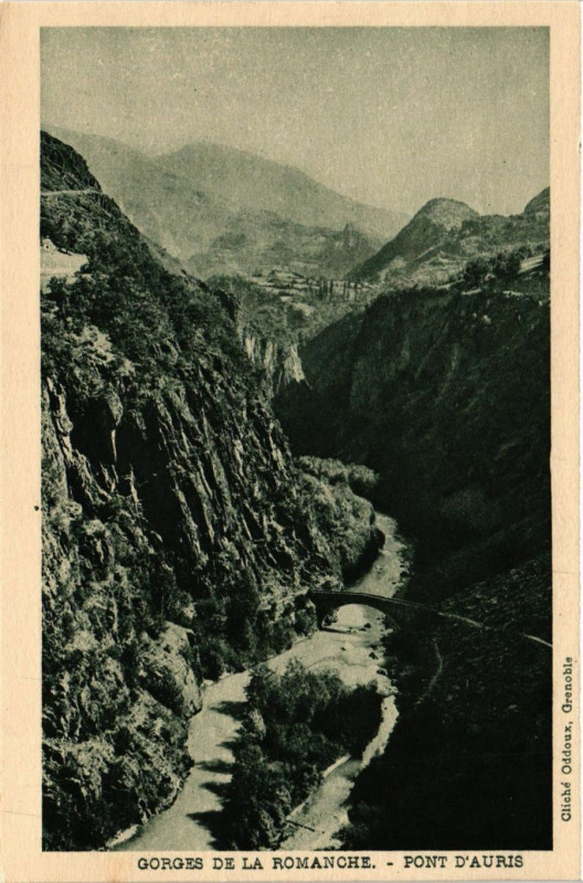 Carte postale ancienne Gorges de la Romanche - Pont d'Auris à Auris
