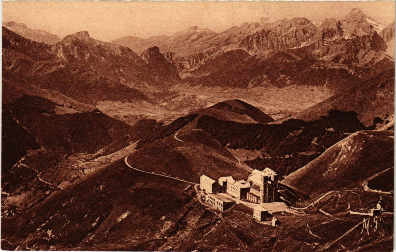 Carte postale ancienne Dauphiné - Corps à Corps