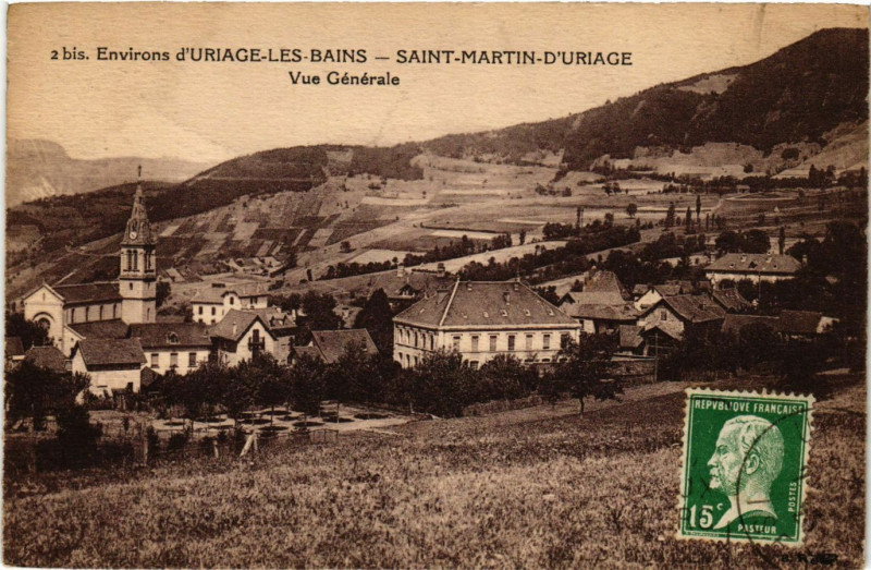 Carte postale ancienne Uriage-les-Bains - Vue générale