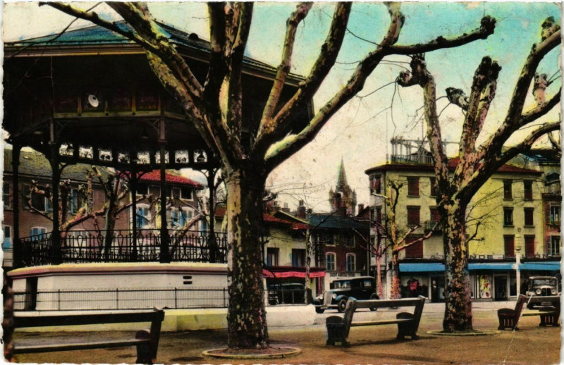 Carte postale ancienne Saint-Marcellin - Le Kiosque à Saint-Marcellin