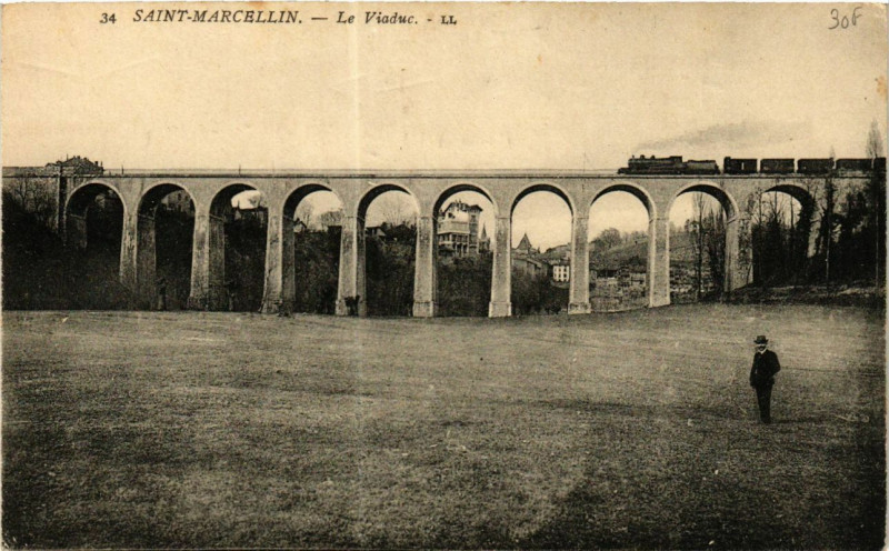 Carte postale ancienne Saint-Marcellin - Le Viaduc à Saint-Marcellin