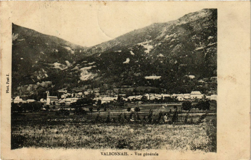 Carte postale ancienne Valbonnais - Vue générale à Valbonnais
